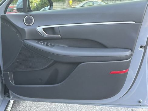 Certified 2025 Hyundai Sonata SEL FWD image 19