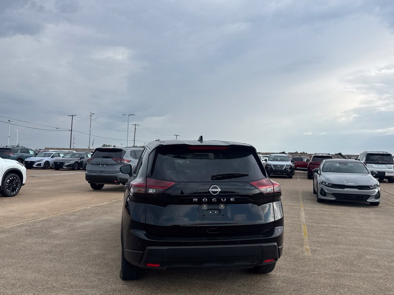 Certified 2025 Nissan Rogue SV FWD image 21