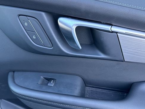 Used 2025 Buick Enclave Preferred image 19