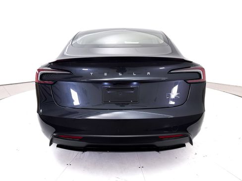 Used 2024 Tesla Model 3 Performance AWD/4WD image 11