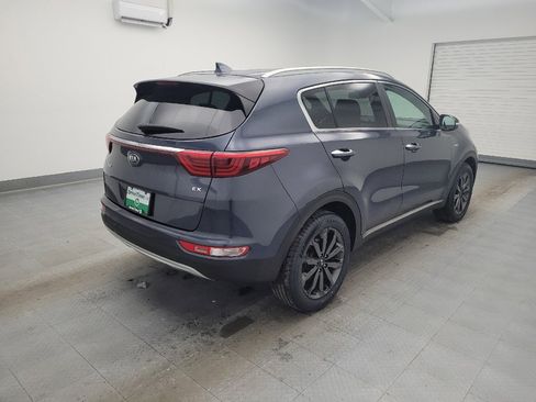 Used 2018 Kia Sportage EX w/ EX Sport Appearance Package image 9