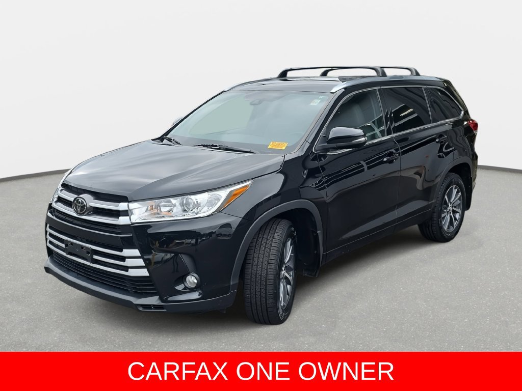 Used 2017 Toyota Highlander XLE AWD/4WD image 39