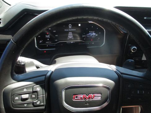Used 2022 GMC Sierra 1500 AT4X AWD/4WD image 34