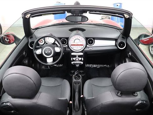 Used 2010 MINI Cooper Convertible FWD image 22