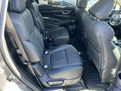 Certified 2025 Subaru Ascent Limited w/ Popular Package #1 image 15