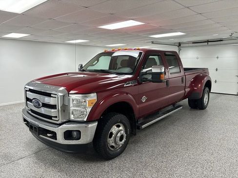 Used 2015 Ford F350 XLT w/ XLT Premium Package image 46