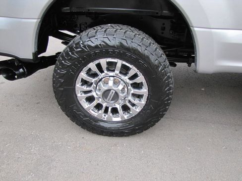 Used 2022 Ford F350 XLT w/ XLT Premium Package image 26