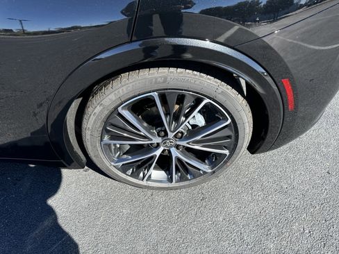 New 2024 Toyota Prius XLE image 12