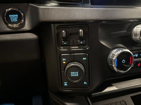 Used 2024 Ford F250 Platinum AWD/4WD image 21