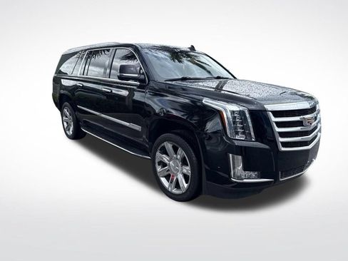 Used 2020 Cadillac Escalade ESV Luxury RWD image 3