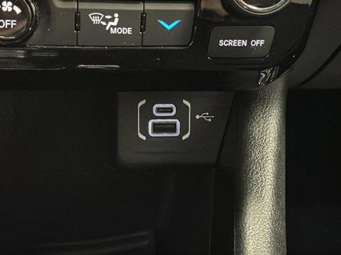 Certified 2022 Jeep Compass Trailhawk w/ Trailhawk Convenience Group AWD/4WD image 30
