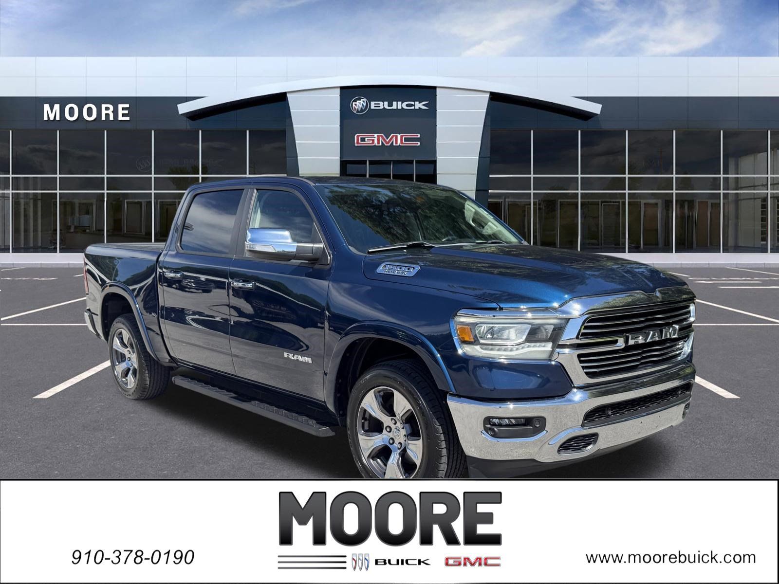Used 2022 RAM 1500 Laramie AWD/4WD image 1