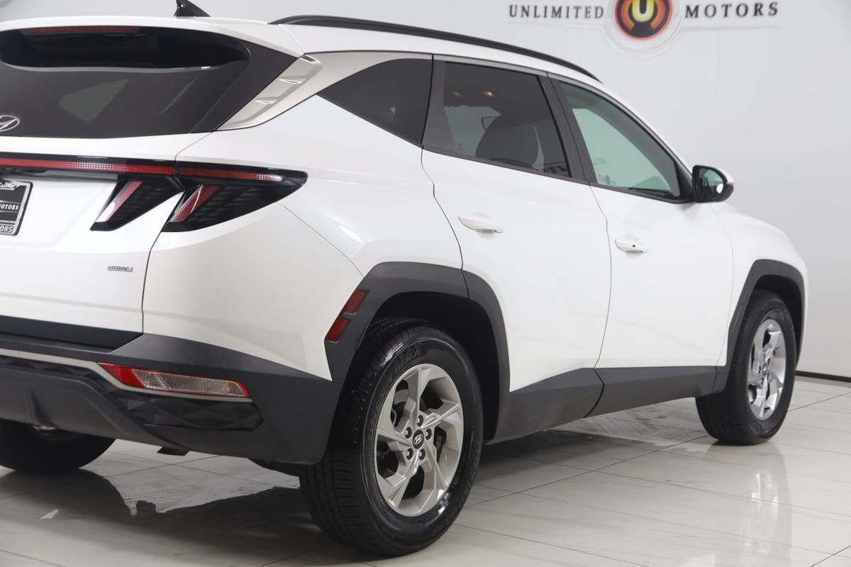 Used 2022 Hyundai Tucson SEL w/ Cargo Package AWD/4WD image 36