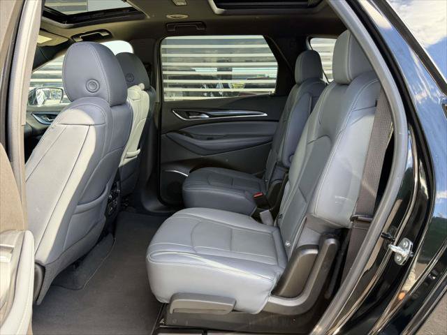 Used 2024 Buick Enclave Essence w/ Experience Buick Package AWD/4WD image 15