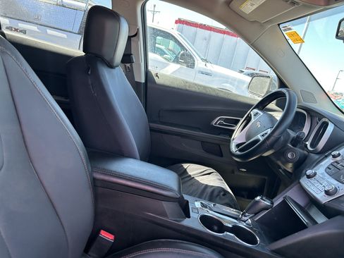 Used 2016 Chevrolet Equinox LTZ w/ Enhanced Convenience Package FWD image 12