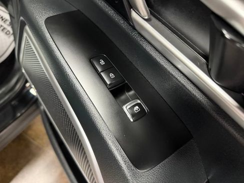Used 2025 Kia Telluride S FWD image 31