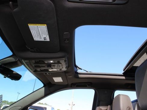 Used 2021 GMC Yukon Denali w/ Denali Ultimate Package image 24