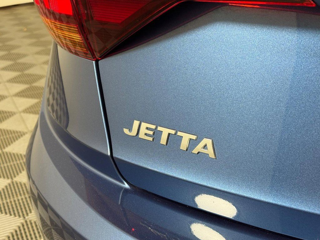 Used 2019 Volkswagen Jetta SEL FWD image 6