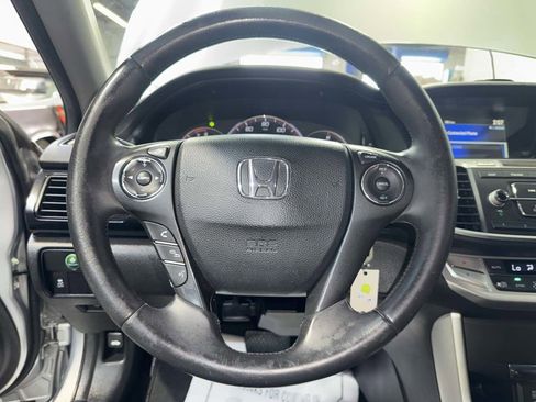 Used 2014 Honda Accord Sport image 17