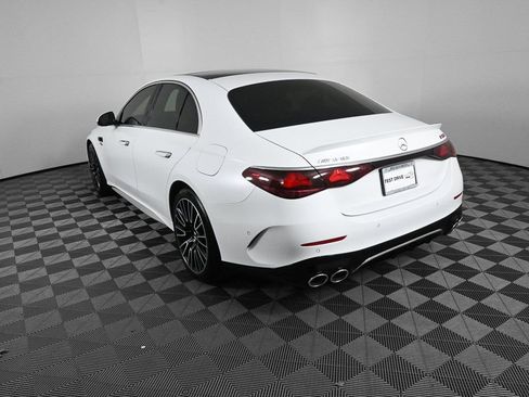 New 2026 Mercedes-Benz E 53 AMG e 4MATIC Sedan image 4