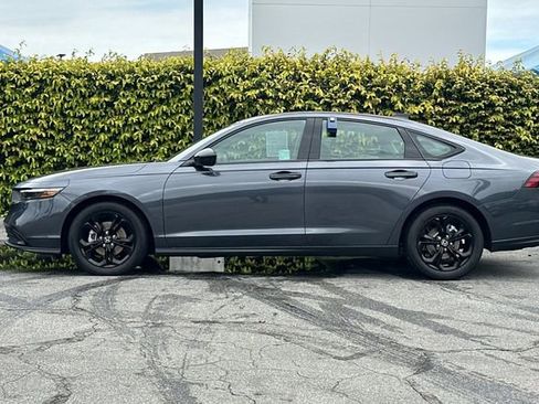 Certified 2025 Honda Accord SE image 8