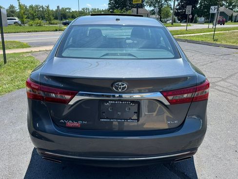 Used 2017 Toyota Avalon XLE Premium w/ All Weather Liner Package FWD image 11