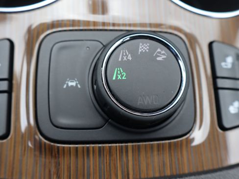Used 2023 GMC Acadia SLE w/ Driver Convenience Package AWD/4WD image 26