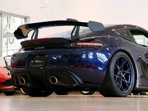 Used 2024 Porsche 718 Cayman GT4 RS image 23