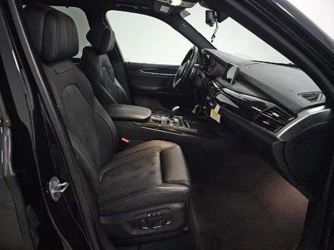 Used 2018 BMW X5 xDrive50i image 8