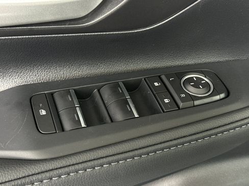 New 2026 Toyota Grand Highlander AWD Hybrid image 13