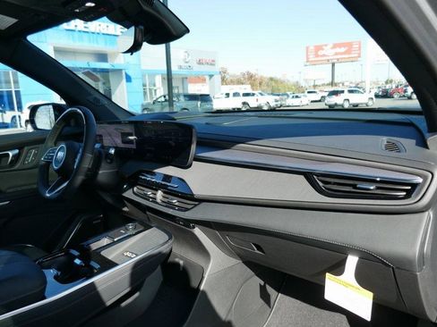 New 2026 Buick Enclave Sport Touring w/ Super Cruise Package image 10