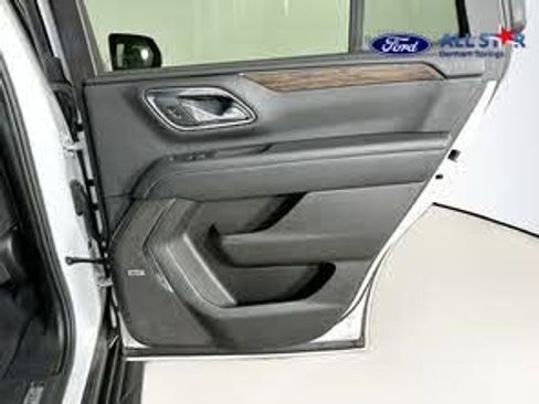 Used 2024 Chevrolet Tahoe Premier image 1