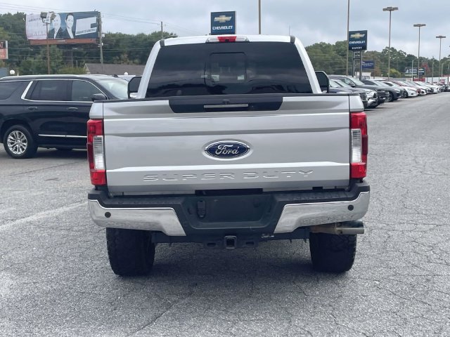 Used 2019 Ford F250 Lariat w/ Lariat Ultimate Package AWD/4WD image 5