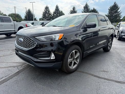 Used 2024 Ford Edge SEL w/ Convenience Package AWD/4WD image 2