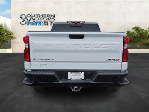 Used 2023 Chevrolet Silverado 1500 ZR2 image 4