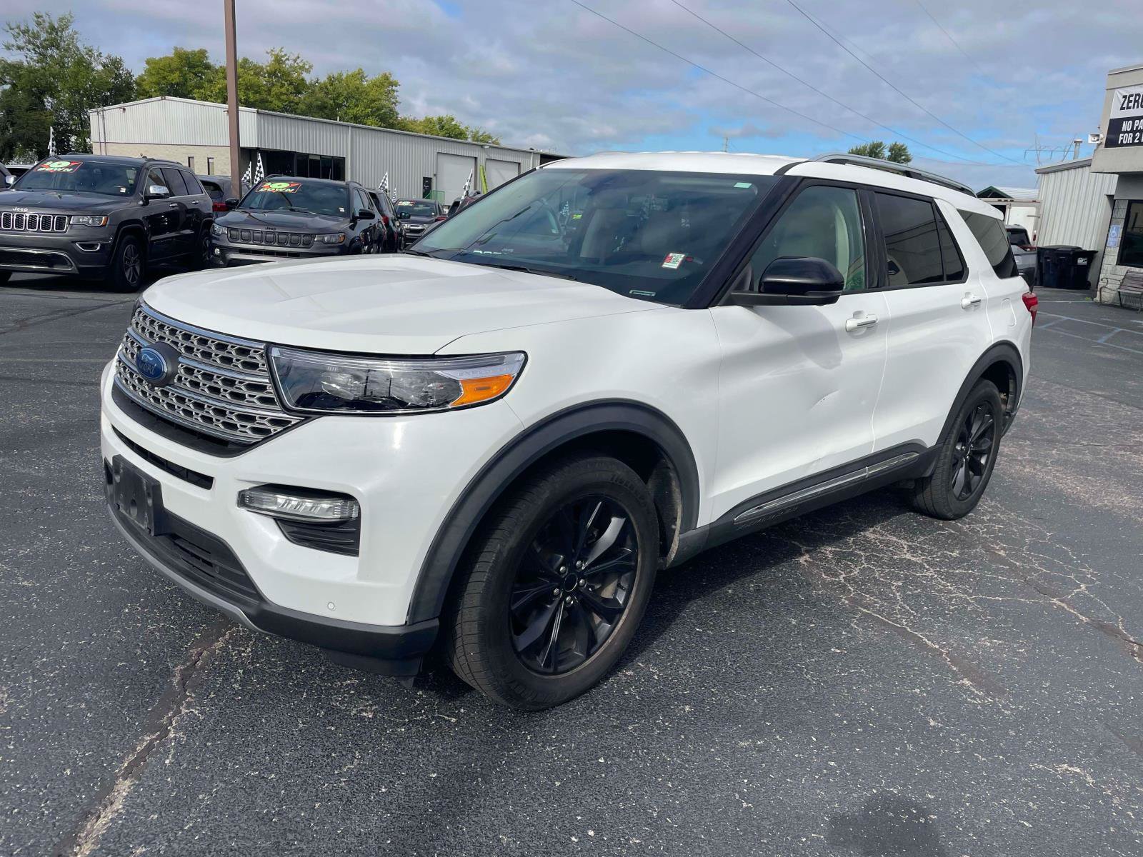 Used 2020 Ford Explorer Limited AWD/4WD image 3
