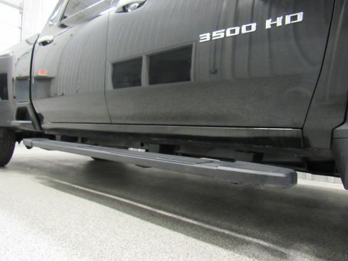 Used 2020 Chevrolet Silverado 3500 LTZ w/ LTZ Plus Package image 23