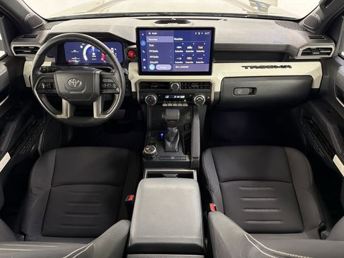 Used 2024 Toyota Tacoma TRD Off-Road w/ TRD Off Road Upgrade Package AWD/4WD image 16