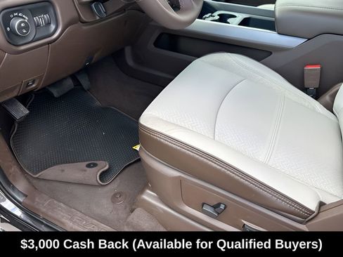 New 2026 RAM 2500 Laramie w/ Towing Technology Group AWD/4WD image 33