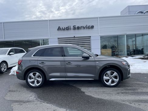 Certified 2023 Audi Q5 2.0T Premium Plus w/ Premium Plus Package AWD/4WD image 3