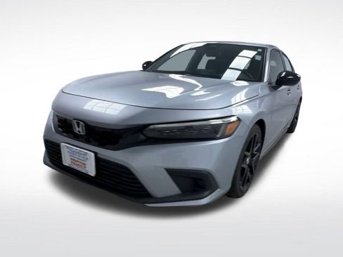 Used 2024 Honda Civic Sport image 3
