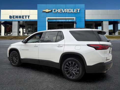 Used 2023 Chevrolet Traverse RS AWD/4WD image 5