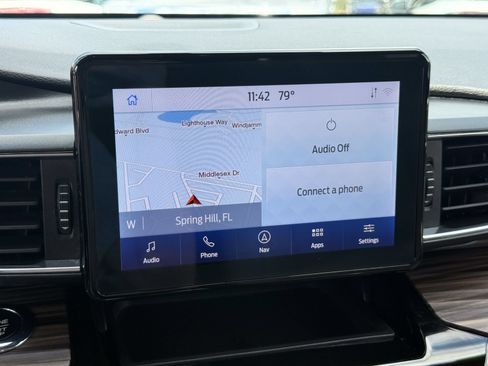 Used 2021 Ford Explorer Limited w/ Equipment Group 301A RWD image 23