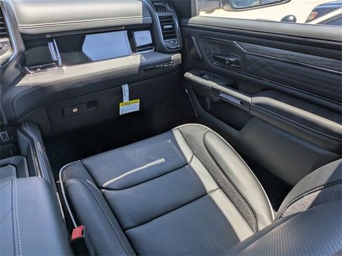New 2025 RAM 1500 Limited image 19