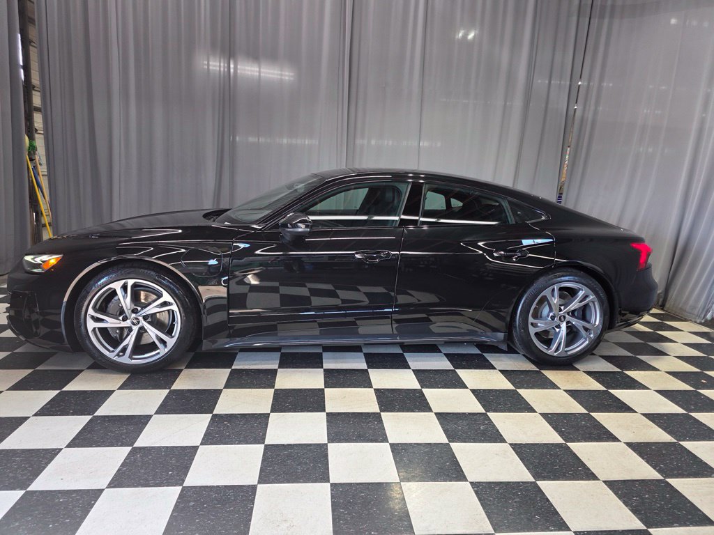 Used 2022 Audi e-tron GT Premium Plus AWD/4WD image 23