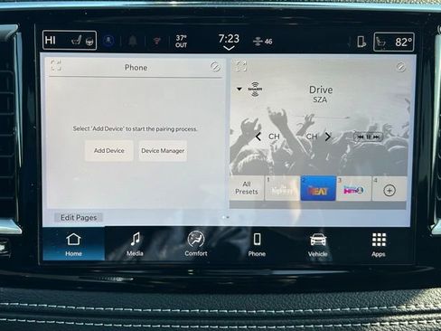 Used 2025 Chrysler Pacifica Select image 13