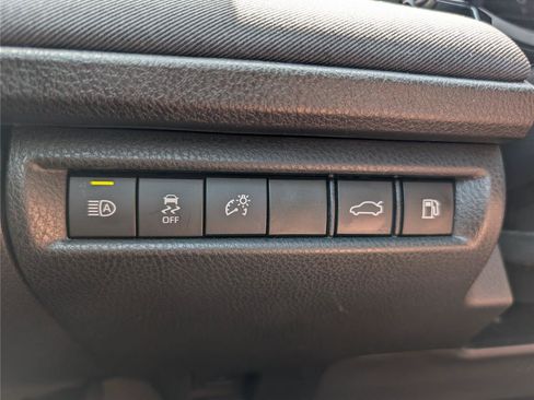 Used 2025 Toyota Camry LE w/ Convenience Package AWD/4WD image 25