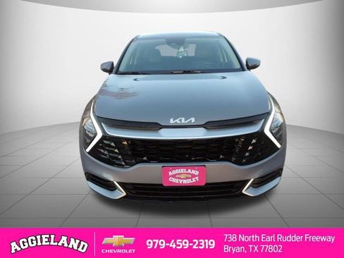 Used 2023 Kia Sportage EX image 9