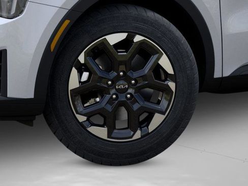 New 2026 Kia Sorento S w/ S Panoramic Sunroof Package image 10