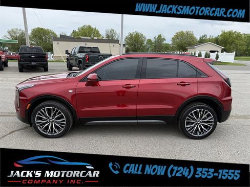 Used 2024 Cadillac XT4 Sport AWD/4WD image 2